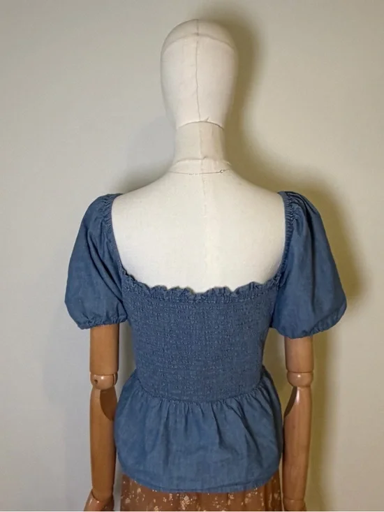 J.Crew Denim Smocked Crop Top Size 2X EUC - Picture 6 of 10